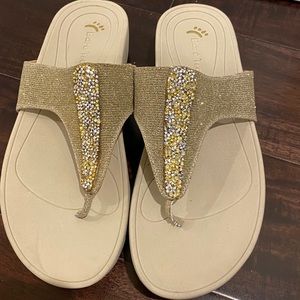 Bare Traps Flip Flops